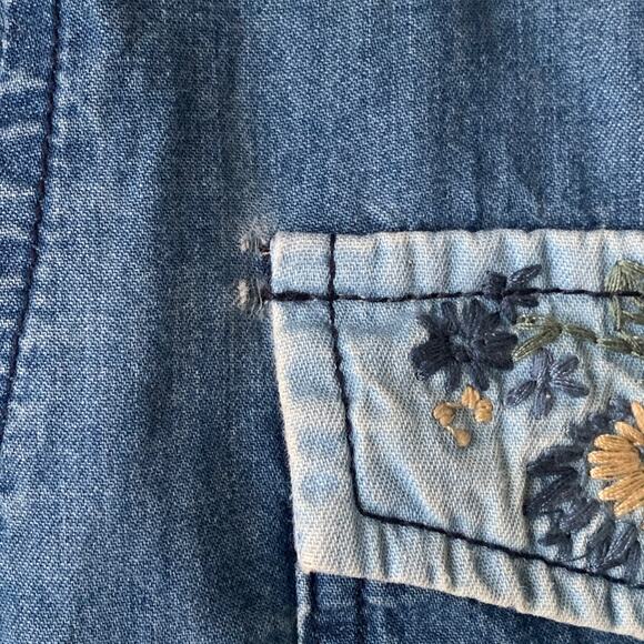 Tasha Polizzi Collection Denim Jean Button Up Shirt Embroidered Patchwork Size M - Picture 14 of 16